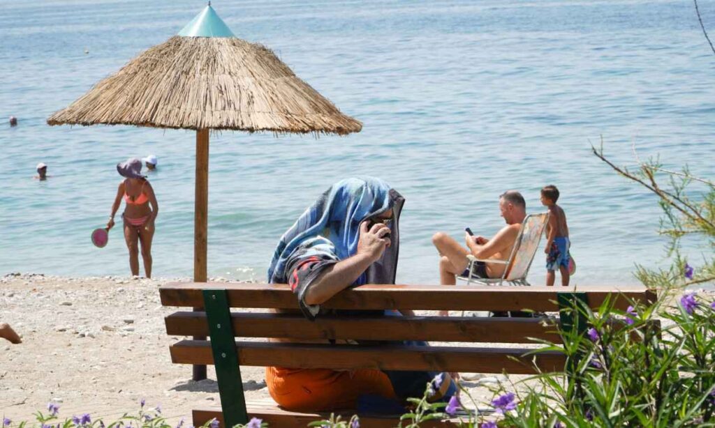 Έκτακτα μέτρα λόγω του καύσωνα για τους εργαζομένους το Σάββατο 26/7