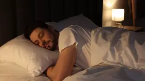 «Μωρό μου μην κουνηθείς!»: Σοκ μόλις είδε τι είχε πάνω της ο σύζυγός της