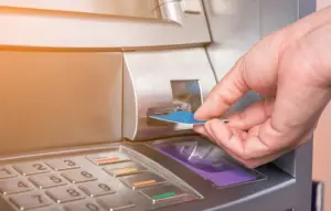 Μην φύγετε από το ΑΤΜ χωρίς να ελέγξετε αυτό – Μεγάλος κίνδυνος