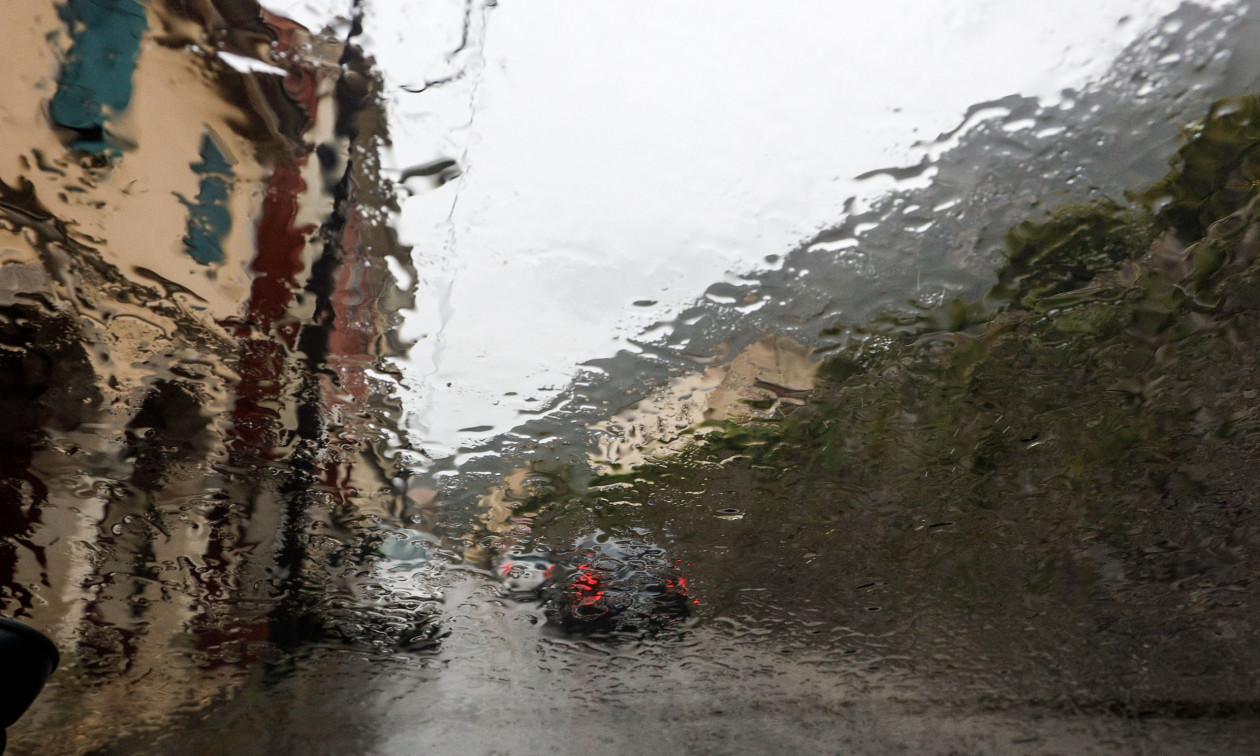Έκτακτο δελτίο ΕΜΥ: Επικίνδυνες καταιγίδες σε Κέρκυρα, Παξούς και Ήπειρο
