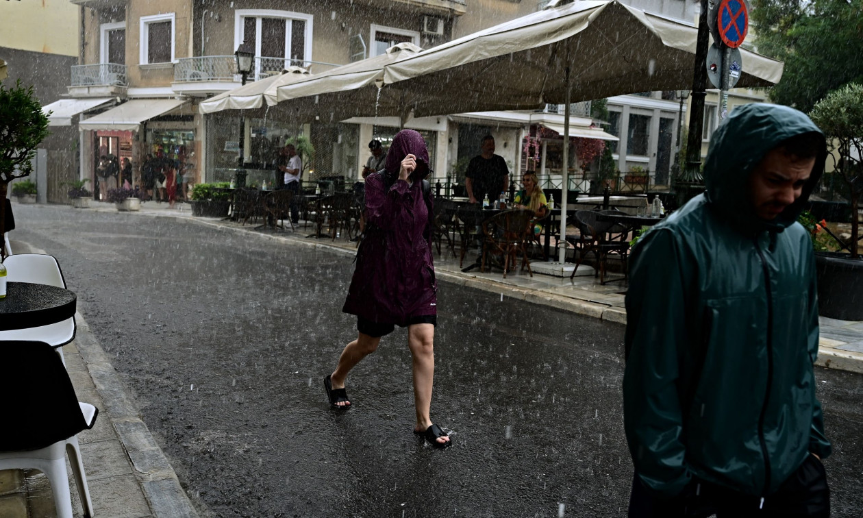 Καύσωνας με μπόρες και καταιγίδες – Τι λέει ο Μαρουσάκης για τις επόμενες μέρες