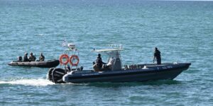 Έσωσαν 52 αλλοδαπούς ανοιχτά των Κυθήρων – Τους μετέφεραν στο Γύθειο