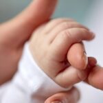 Επίδομα παιδιού Α21: Ποιοι κινδυνεύουν να χάσουν τη δόση – Τι ισχύει για την 4η