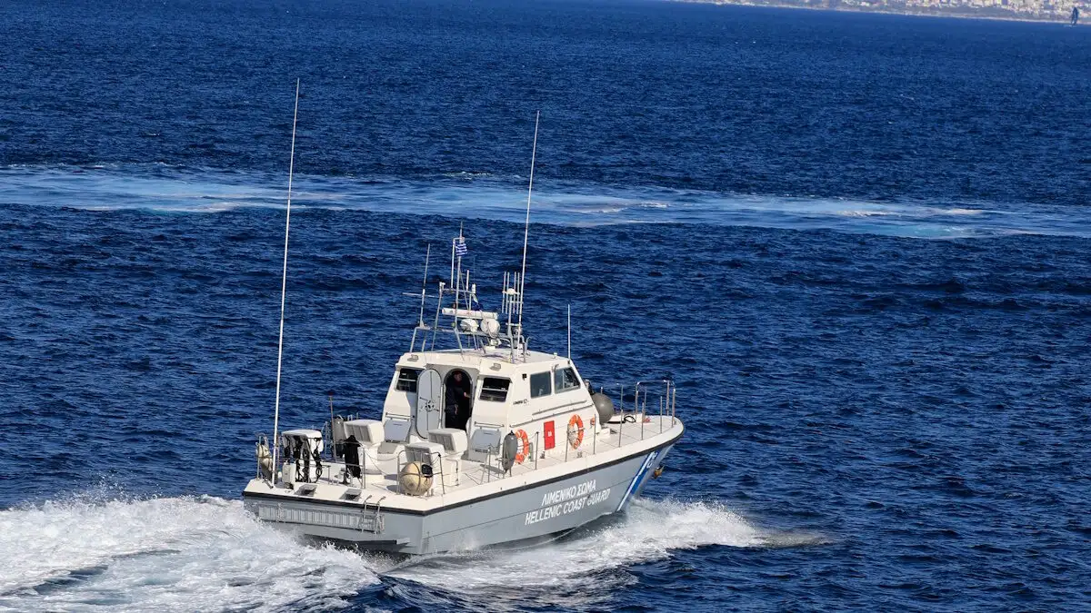 Χίος: Κρατούμενος έπεσε από πλοίο μεταξύ Χίου και Μυτιλήνης και αγνοείται