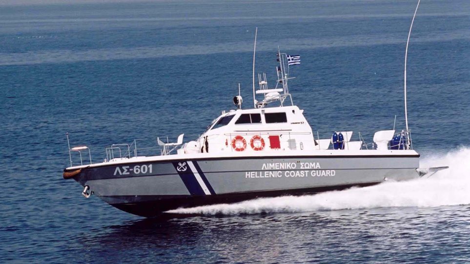 Θεσσαλονίκη: 76χρονη κολυμβήτρια ανασύρθηκε χωρίς αισθήσεις στην Αγία Τριάδα