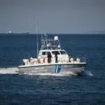 Γυναίκα ανασύρθηκε χωρίς τις αισθήσεις της από τη θάλασσα στον Πειραιά