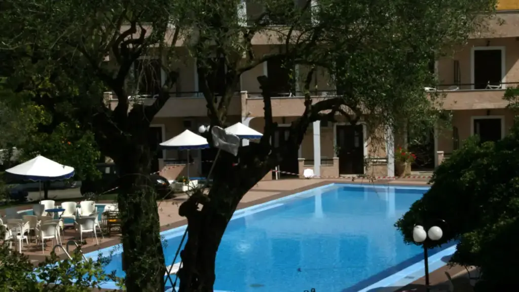 Θρήνος στους Παξούς: Το μοιραίο παιχνίδι που οδήγησε στον θάνατο 4χρονου κοριτσιού