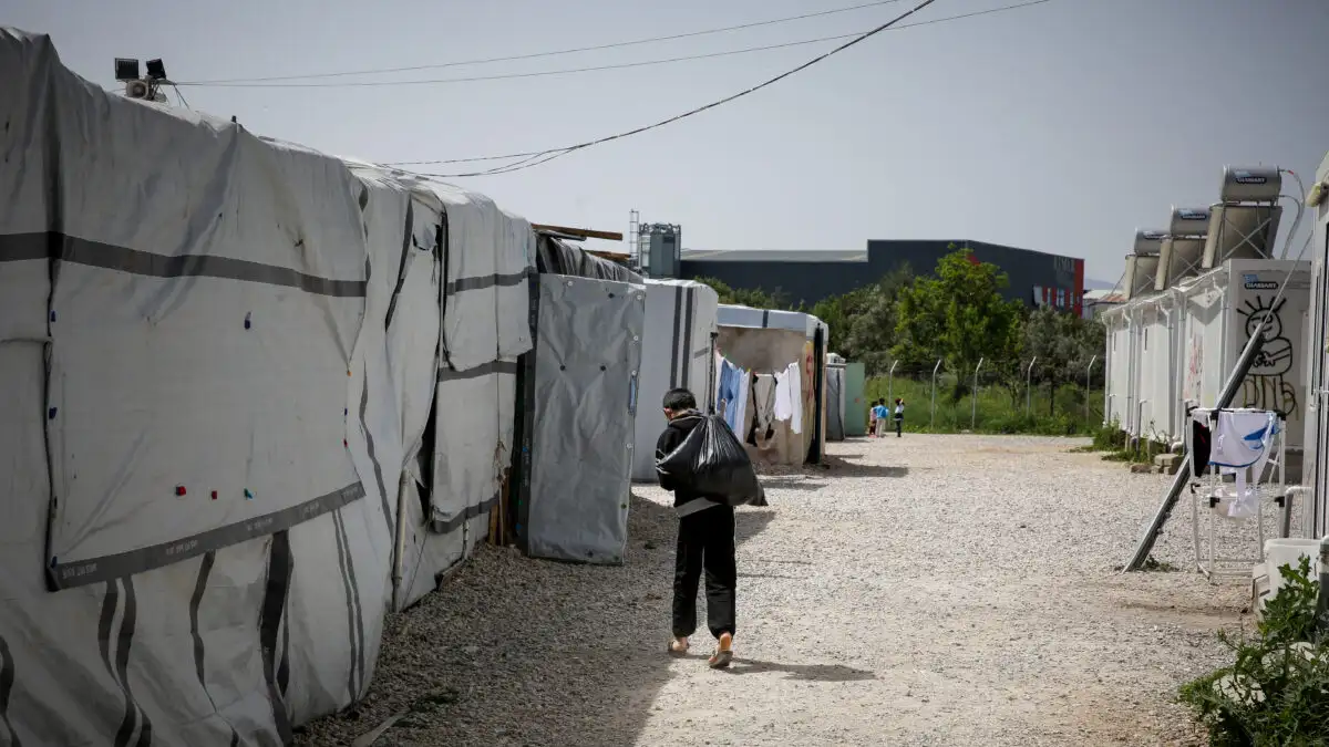 ΕΥΠ και Λιμενικό αποκάλυψαν κύκλωμα διακίνησης μεταναστών στη Ριτσώνα