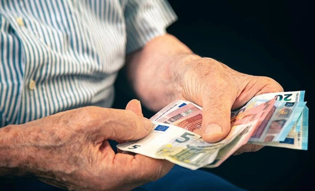 Συντάξεις: Καταργείται η προσωπική διαφορά – Αυξήσεις για 670.000 συνταξιούχους