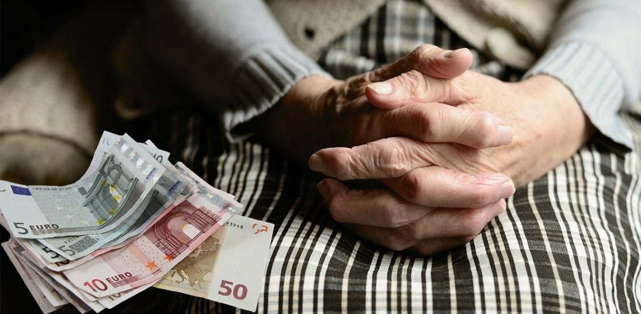 Σύνταξη με μπόνους: Ποιοι θα δουν αναδρομικά έως 12.500 ευρώ