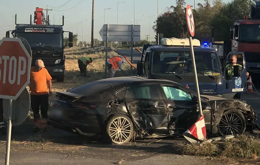 Θεσσαλονίκη: Το μυστήριο με την 45χρονη οδηγό της Porsche και τα ερωτήματα για το τροχαίο