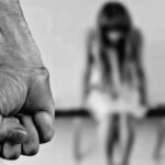Ρόδος: 31χρονη καταγγέλλει τον σύντροφό της για επίθεση με μαχαίρι μπροστά στα παιδιά της