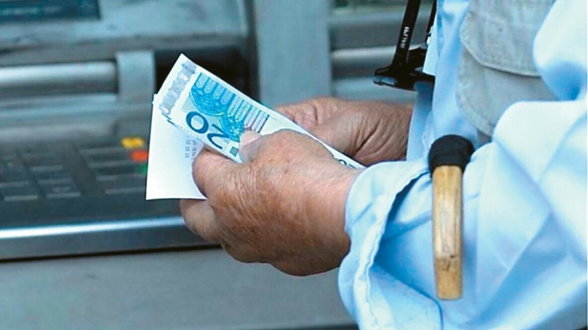 ΟΠΕΚΑ: Νωρίτερα οι πληρωμές τέλους μήνα λόγω Σαββατοκύριακου