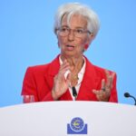 Λαγκάρντ: Οικονομικές συνέπειες για τη Γαλλία αν παραιτηθεί ο Φρανσουά Μπαϊρού