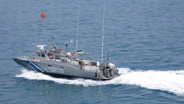 Διάσωση 39 μεταναστών νότια της Γαύδου από σκάφος της Frontex