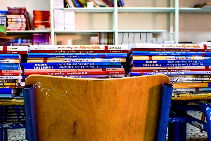 Κενά στα σχολεία: «Κλείδωσε» η β’ φάση προσλήψεων – Τι απαντά η Σοφία Ζαχαράκη για το χάος  Πλαγιότιτλος (