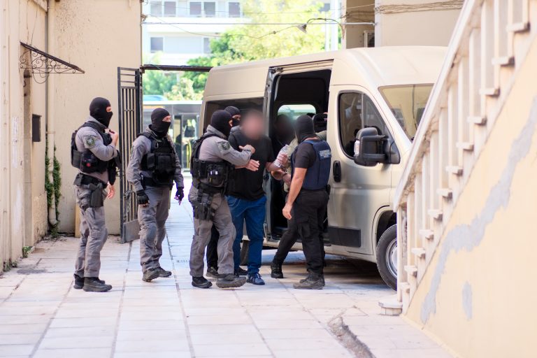 Εγκληματική οργάνωση Κρήτης: Στον ανακριτή τα δύο αδέλφια