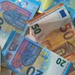 Έκτακτο επίδομα 250 ευρώ σε 1 εκατ. δικαιούχους – Η ημερομηνία πληρωμής