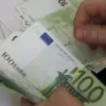 Μισθοί και συντάξεις: Αυξήσεις έως 400 ευρώ