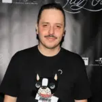 Μήνυση σε βάρος του Αλέξανδρου Τσουβέλα από ιερείς για «προσβολή γενετήσιας αξιοπρέπειας»
