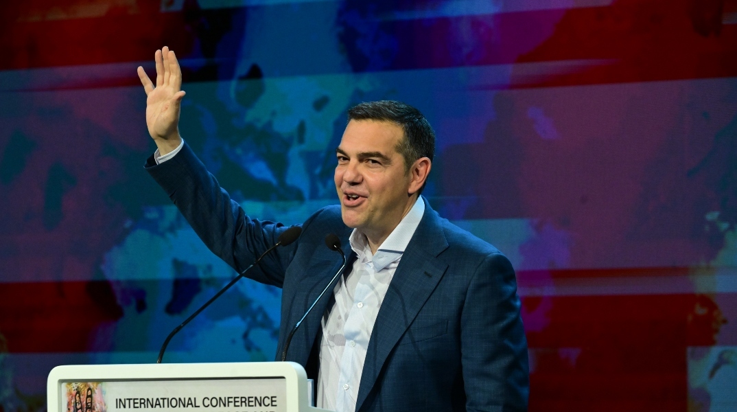 Αλέξης Τσίπρας: «Χρειαζόμαστε έναν νέο πατριωτισμό»
