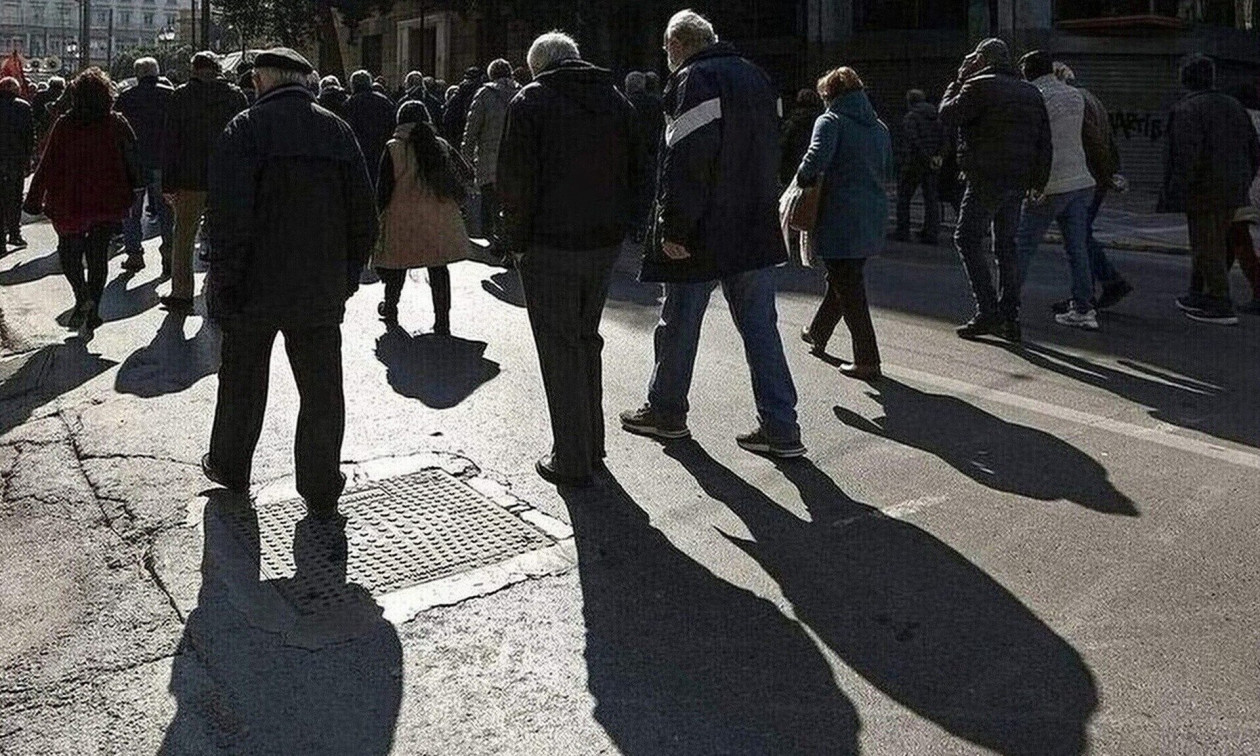 Mισθωτοί - συνταξιούχοι: Πόσα κερδίζουν με τη νέα φορολογική κλίμακα (ΠΙΝΑΚΑΣ)