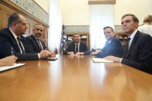 Νίκος Ανδρουλάκης: «Προτεραιότητα για το ΠΑΣΟΚ να σταματήσει άμεσα η εθνοκάθαρση στη Γάζα και να υπάρχει ανεξάρτητο παλαιστινιακό κράτος»