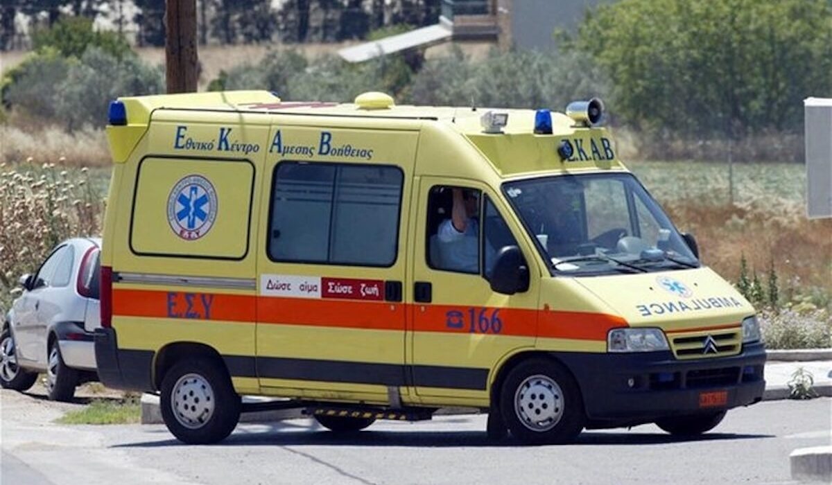 Αυτοκίνητο παρέσυρε γιαγιά και 6χρονη εγγονή – Στα Επείγοντα του νοσοκομείου οι δύο τραυματίες