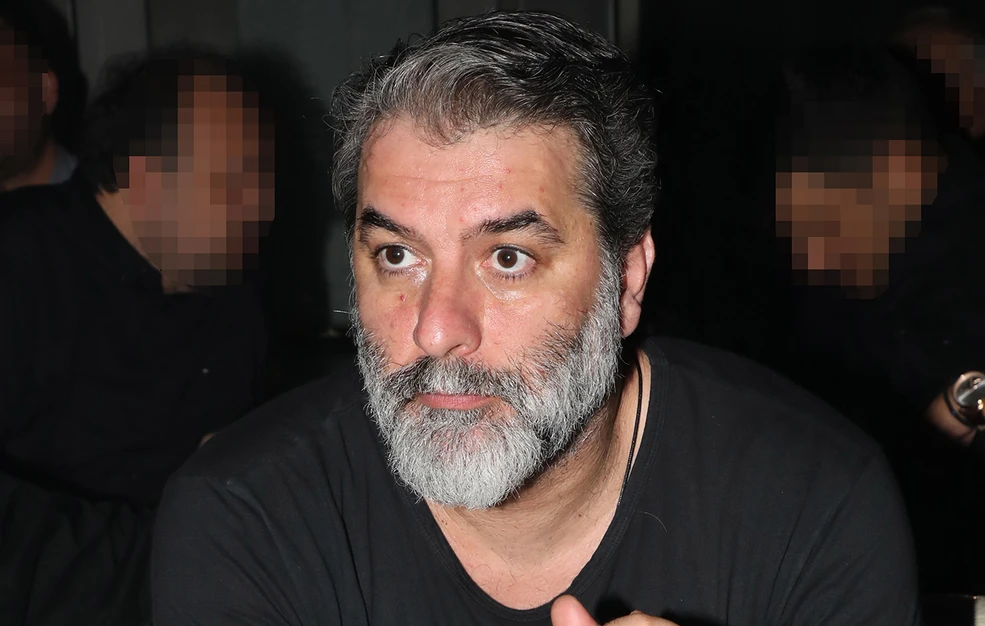 Βασίλης Μπισμπίκης: Μυστηριώδης γυναίκα στο σπίτι του