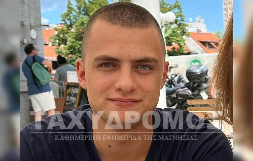 Θρήνος στον Βόλο για τον 20χρονο Ιάσονα που βρήκε τραγικό θάνατο σε φωταγωγό πολυκατοικίας