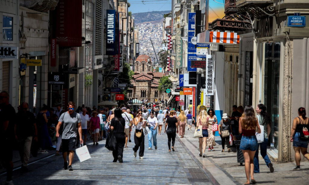 Λεφτά σε χιλιάδες δικαιούχους – Ποιοι θα πληρωθούν μέχρι τις 5 Σεπτεμβρίου