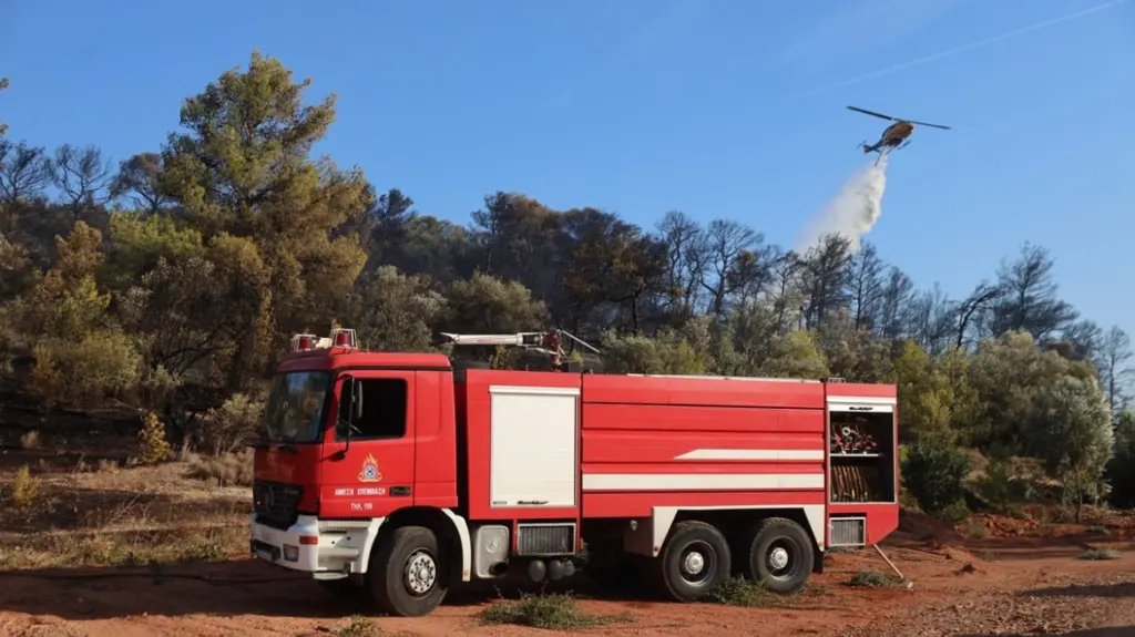 Φωτιά τώρα – Σηκώθηκαν 3 αεροσκάφη και 1 ελικόπτερο στον Έβρο