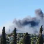 Φωτιά τώρα: Μήνυμα 112 για εκκένωση προς Πόρτο Χέλι και τεράστια μάχη με τις φλόγες