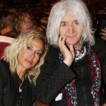 Γενέθλια ο Νίκος Καρβέλας: Μαθεύτηκε η πραγματική του ηλικία – Τι έγραψε η Βίσση
