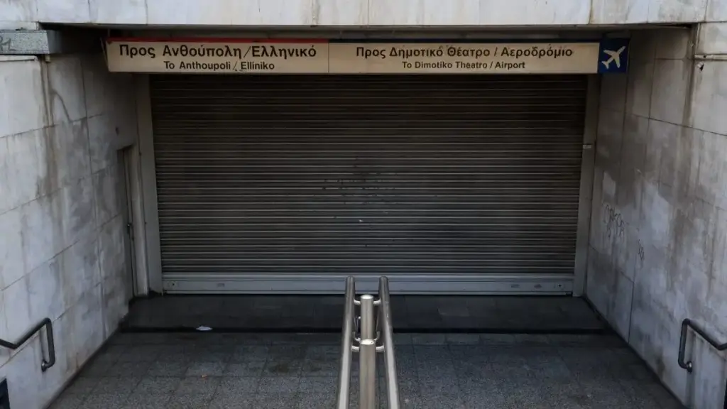 Μεγάλη απεργία στα ΜΜΜ: Καθηλωμένη η χώρα – Πώς θα κινηθούν