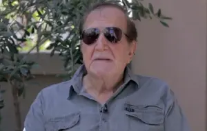 Γιώργος Κωνσταντίνου: «Θα γίνει στόλισμα» το σπίτι της θρυλικής ταινίας «Η δε γυνή…»