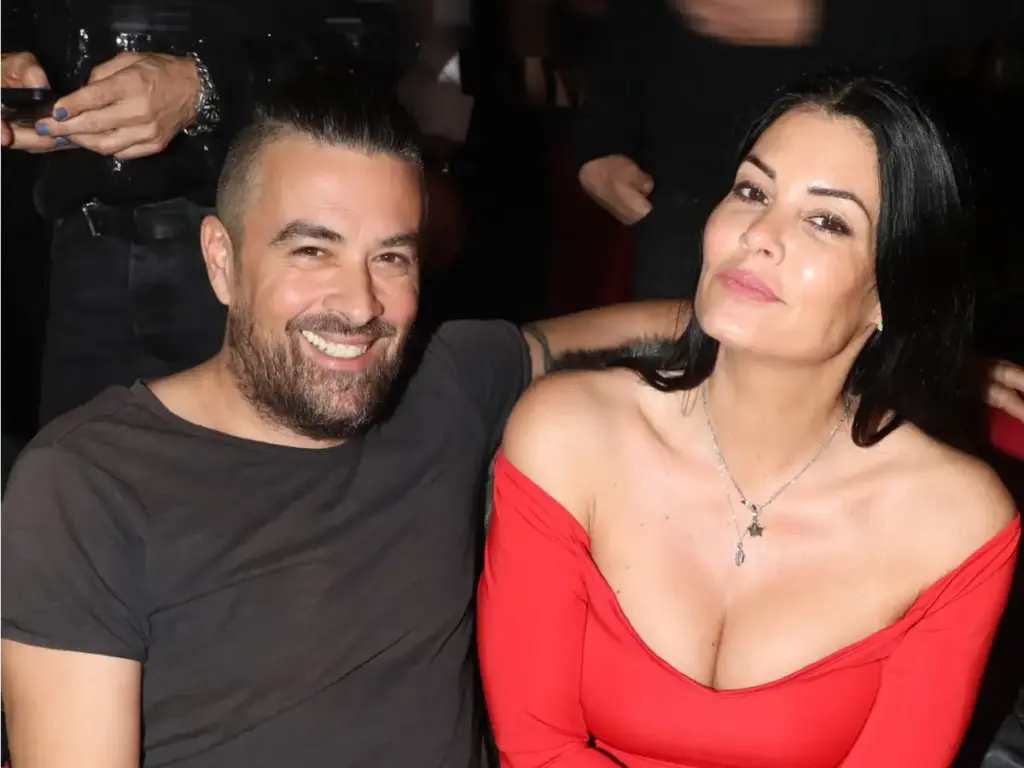 Η αποκάλυψη της Μαρίας Κορινθίου για τις σχέσεις της με τον Γιάννη Αϊβάζη