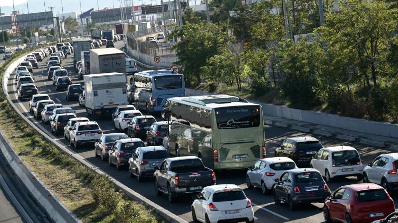 Κυκλοφοριακό χάος στην κάθοδο της Κηφισού – Με μεγάλη δυσκολία η κίνηση σε Κατεχάκη και Κηφισίας