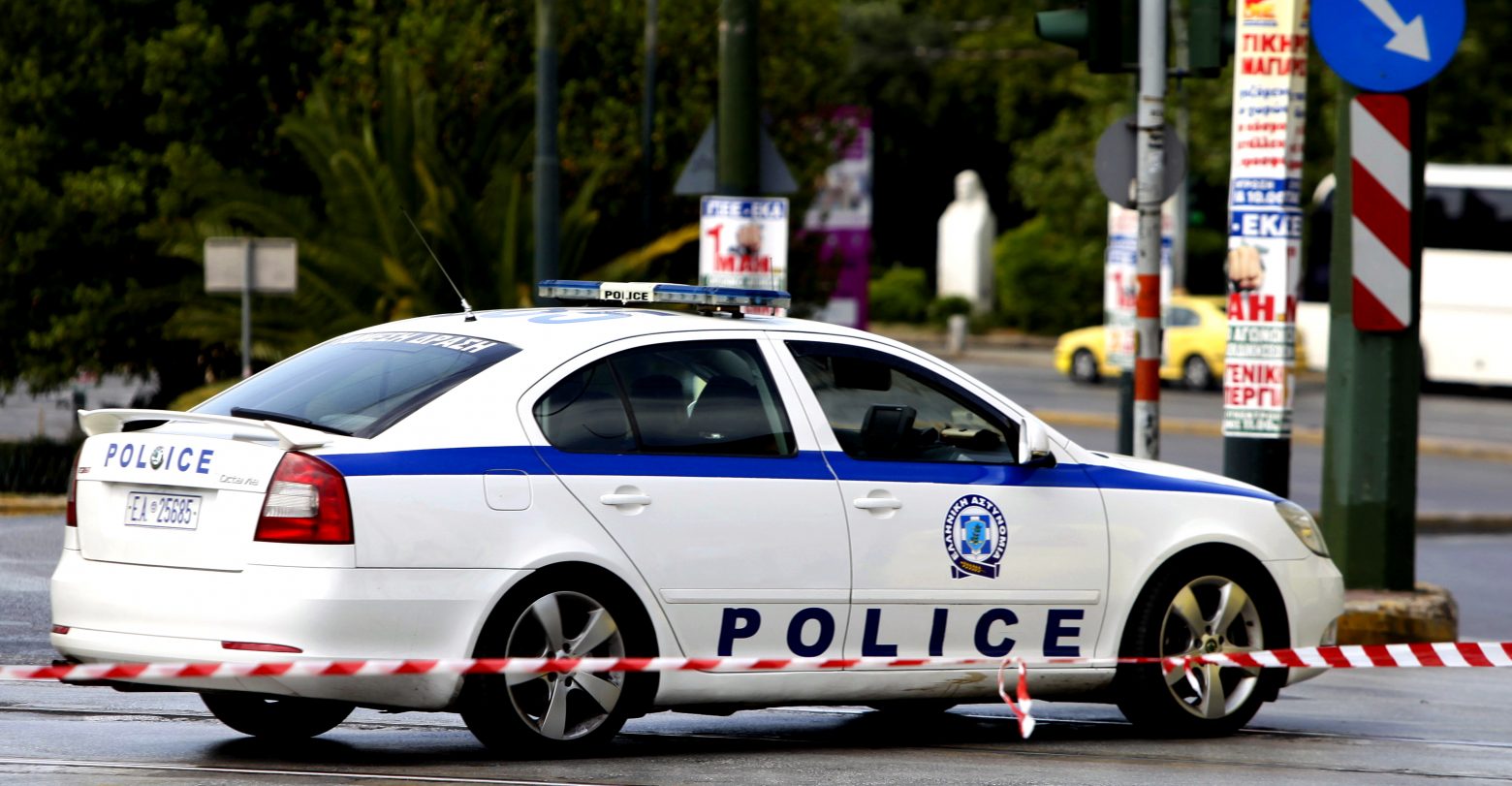 Του έκλεψαν 22.000 ευρώ στο κέντρο της Αθήνας – Τσάντα Louis Vuitton, MacBook και κοσμήματα εξαφανίστηκαν