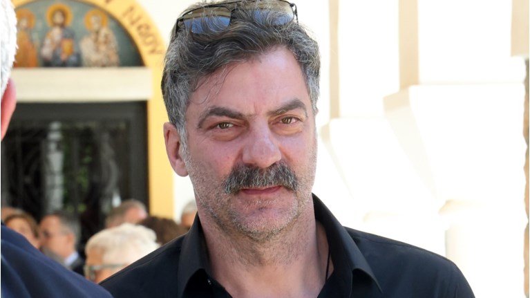 Δύσκολες ώρες για τον Στάθη Μαντζώρο – «Οι πιθανότητες να ξυπνήσει είναι 50-50»