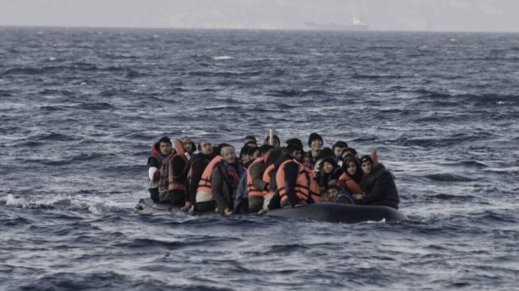 Τεράστιο μεταναστευτικό κύμα στην Κρήτη – Εντοπίστηκαν και άλλα 300 άτομα