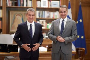 Δεν παίρνει μόνο τον Λοβέρδο η ΝΔ – Ανακοίνωσε και άλλα 4 δυνατά στελέχη