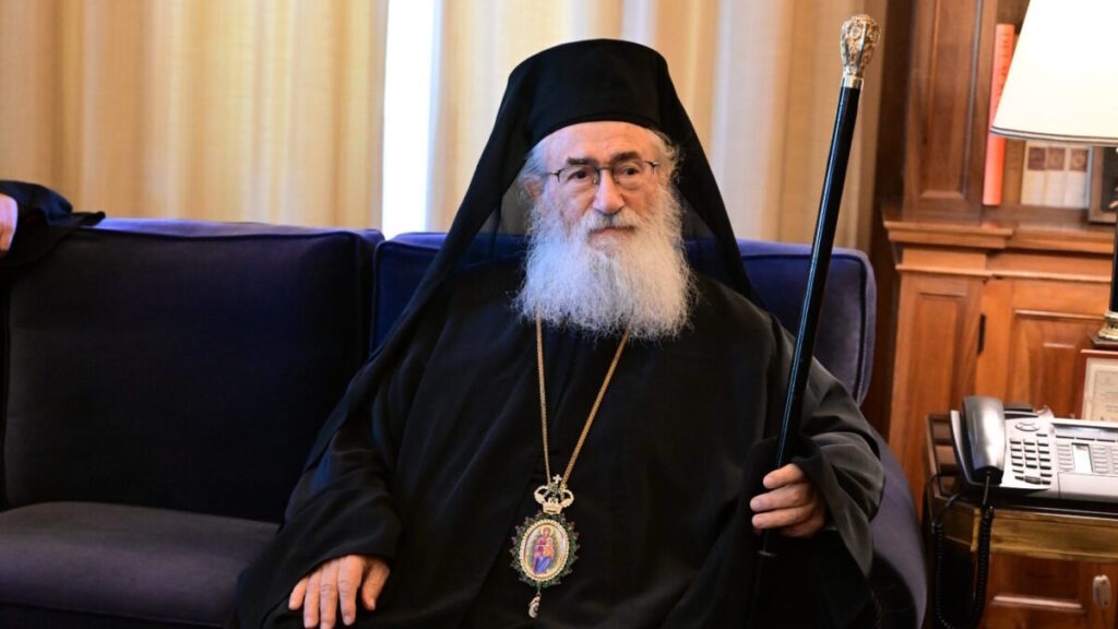 Ιστορικές εξελίξεις στη Μονή Σινά: Ο Αρχιεπίσκοπος Δαμιανός παραδίδει τα ηνία μετά από δεκαετίες