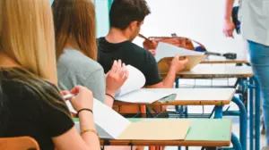 Πανελλαδικές 2026: Αναλυτικό πρόγραμμα για ΓΕΛ, ΕΠΑΛ, ειδικά μαθήματα και ΤΕΦΑΑ