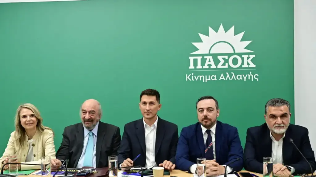 Επίθεση ΠΑΣΟΚ σε Νέα Δημοκρατίς: «6 χρόνια ΝΔ | Αποτύχατε. Να η Ελλάδα που παραδίδετε στις κοινωνικές ανισότητες»