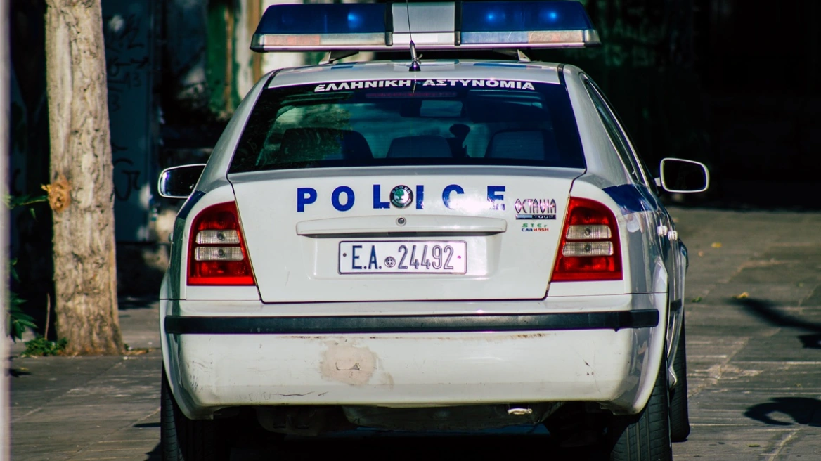 Μητέρα και γιος συνελήφθησαν έπειτα από καβγά για τα μαθήματα