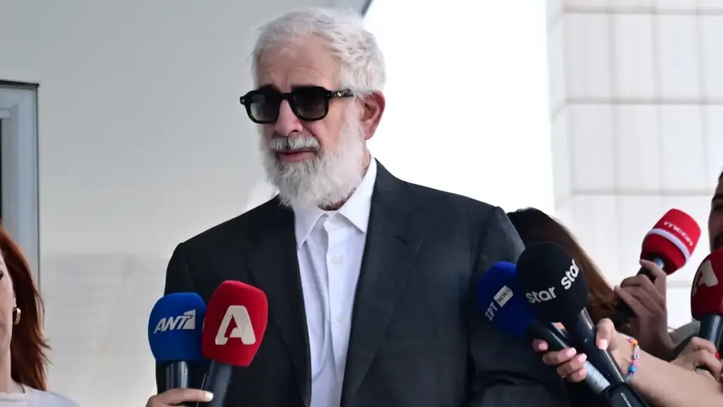 Πέτρος Φιλιππίδης: «Αισθάνεται θλίψη και στεναχώρια»