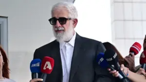 Πέτρος Φιλιππίδης: «Αισθάνεται θλίψη και στεναχώρια»