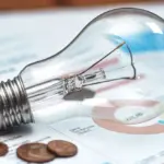 Κοινωνικό Οικιακό Τιμολόγιο 2025: Πώς θα κερδίσετε μεγάλες εκπτώσεις στο ρεύμα