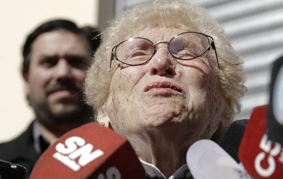 Πέθανε η γιαγιά-σύμβολο που νίκησε τον χρόνο και τη λήθη